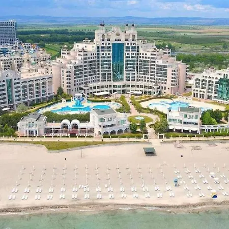 דירה Sunset Resort Apartament C3 - 22 פומורי